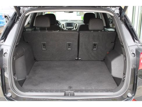Used 2021 Chevrolet Equinox LT image 35
