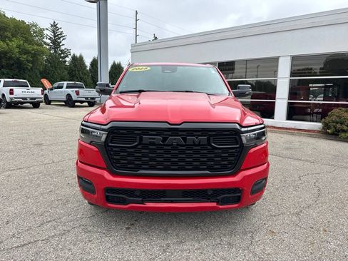 Used 2025 RAM 1500 Big Horn AWD/4WD image 8