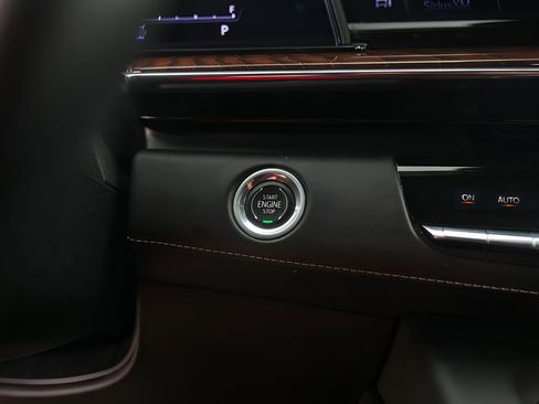 Certified 2023 Cadillac Escalade ESV Sport Platinum w/ LPO, ONYX Package AWD/4WD image 19