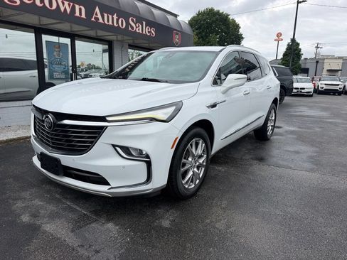 Used 2022 Buick Enclave Premium AWD/4WD image 35