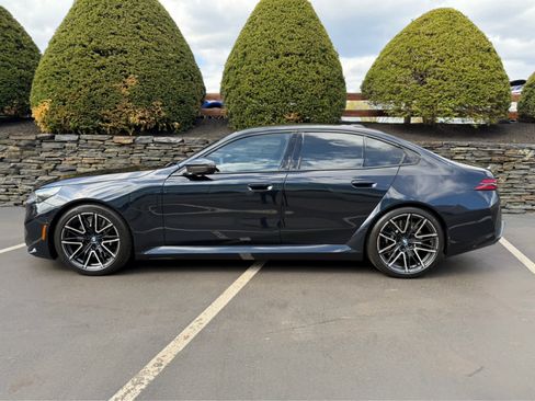 Used 2026 BMW M5 AWD/4WD image 9