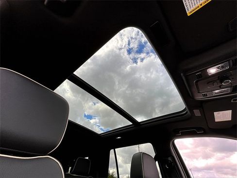 Certified 2025 GMC Yukon Elevation image 22