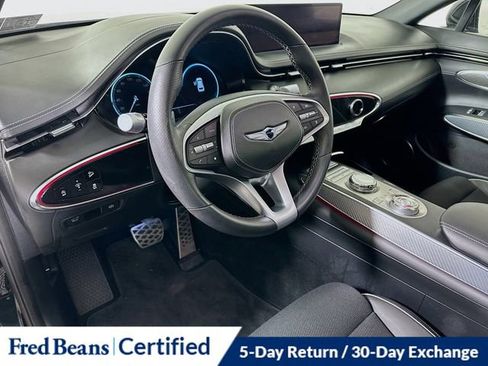 Used 2023 Genesis GV70 2.5T w/ Sport Prestige Package AWD/4WD image 11