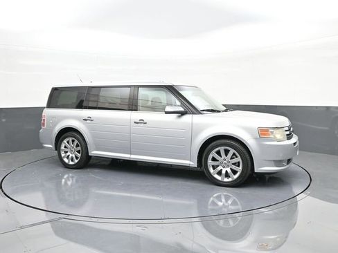 Used 2011 Ford Flex Limited image 17