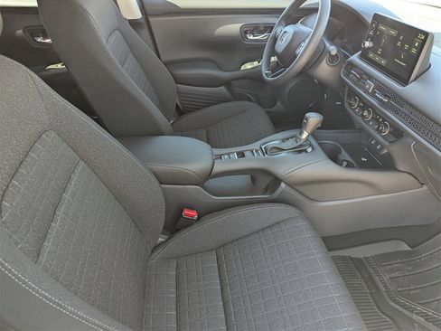 New 2026 Honda HR-V LX image 8