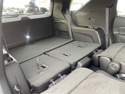 New 2026 Chevrolet Traverse Z71 w/ Driver Confidence Package image 34