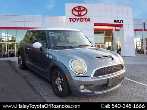Used 2010 MINI Cooper S FWD image 1