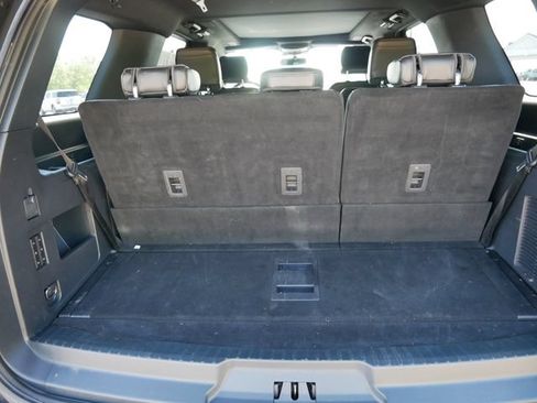 Used 2024 Ford Expedition Platinum AWD/4WD image 6