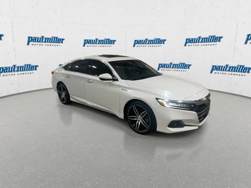 Used 2022 Honda Accord Touring image 13