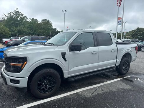 Used 2024 Ford F150 XLT w/ Equipment Group 302A MID AWD/4WD image 10
