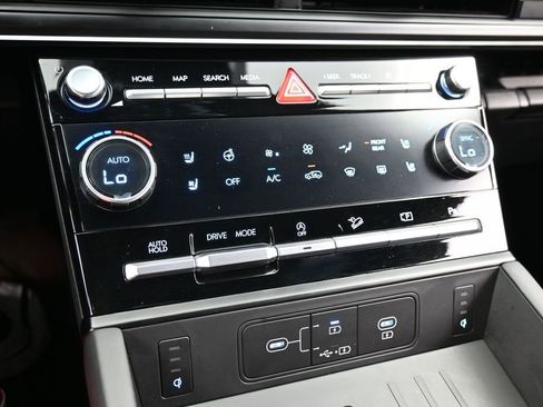 Used 2026 Hyundai Santa Fe Calligraphy FWD image 29