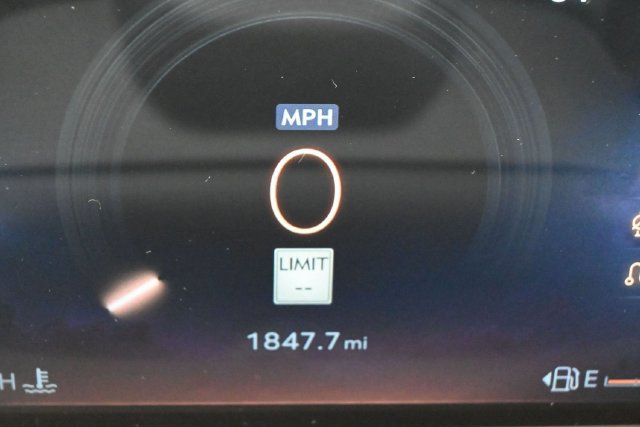 Used 2025 Lincoln Aviator Reserve w/ Equipment Group 201A AWD/4WD image 4