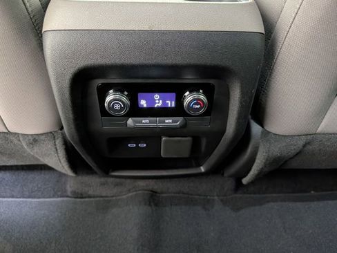Used 2025 GMC Acadia Elevation AWD/4WD image 11