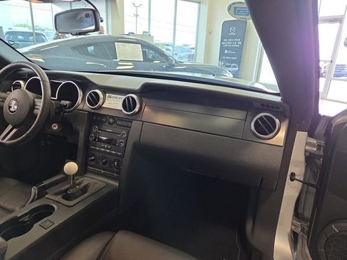 Used 2009 Ford Mustang Shelby GT500 RWD image 26