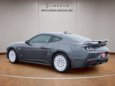 Used 2026 Ford Mustang GT Premium w/ GT Performance Package RWD image 7