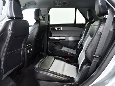 Used 2023 Ford Explorer XLT w/ Equipment Group 202A image 16