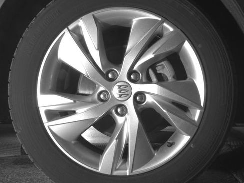 Used 2024 Buick Encore GX Preferred FWD image 11
