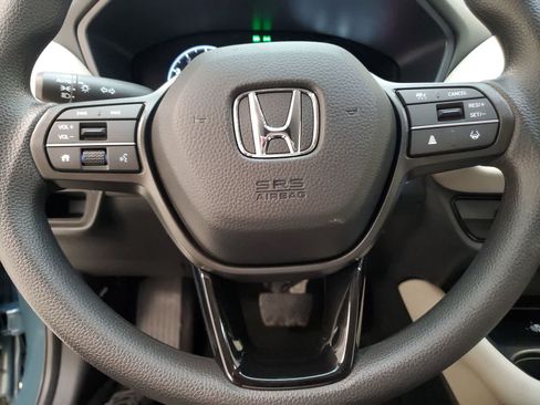 Certified 2026 Honda HR-V LX image 9