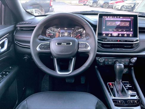 Certified 2023 Jeep Compass Trailhawk w/ Sun and Sound Group image 5