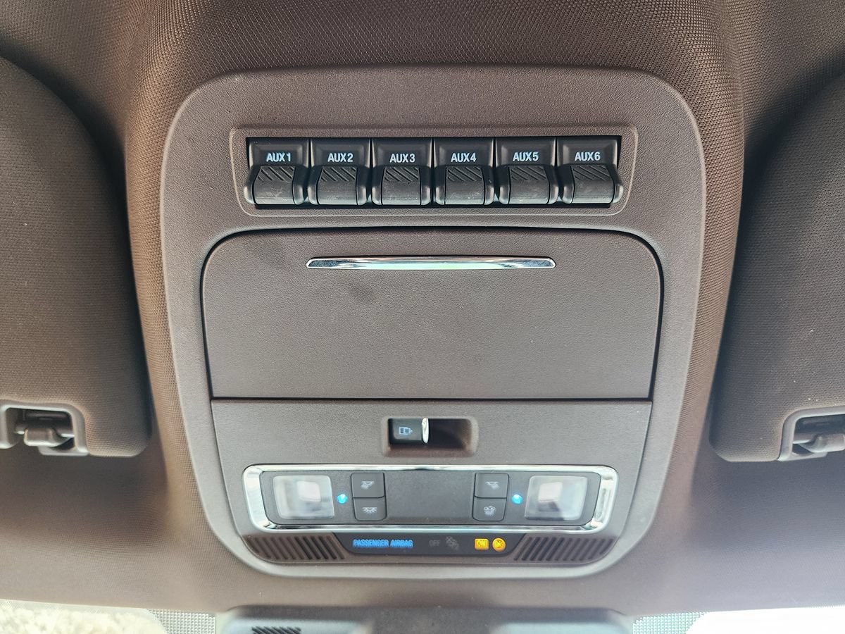 Used 2023 Ford F250 King Ranch w/ Chrome Package AWD/4WD image 45