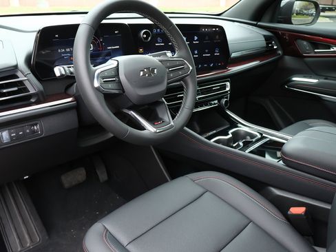 New 2026 Chevrolet Traverse Z71 AWD/4WD image 3