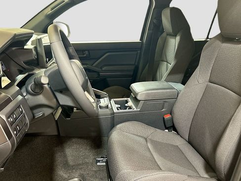 New 2026 Toyota 4Runner SR5 RWD image 18