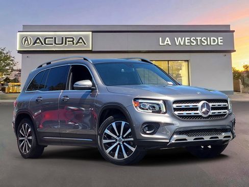 Used 2021 Mercedes-Benz GLB 250 image 1