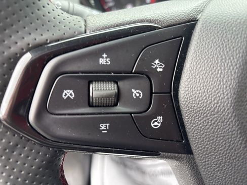 Used 2024 Chevrolet Trax RS w/ Driver Confidence Package FWD image 23