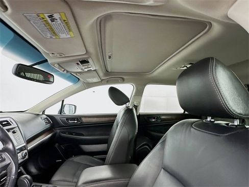 Used 2016 Subaru Outback 2.5i Limited image 22