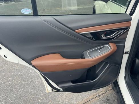 Used 2020 Subaru Outback Touring w/ Popular Package #2 image 15