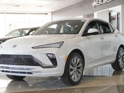 New 2026 Buick Envista Avenir image 4