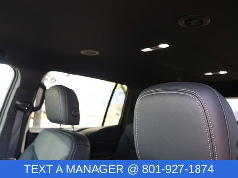 Used 2025 Chevrolet Traverse LT AWD/4WD image 20