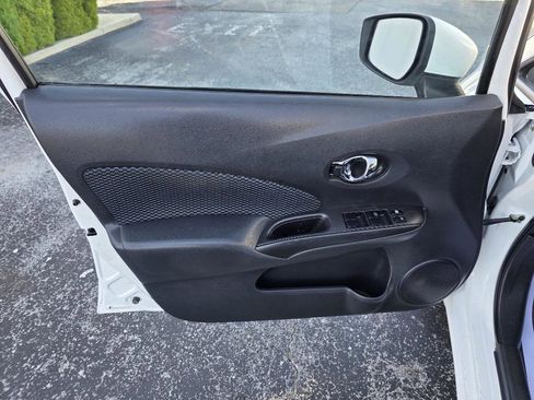 Used 2016 Nissan Versa Note SV image 18
