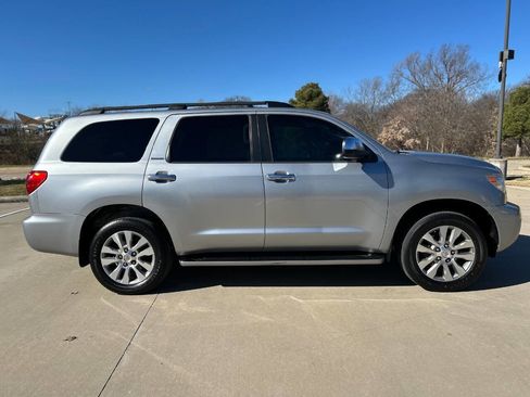 Used 2016 Toyota Sequoia Limited image 5