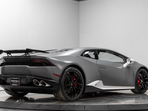 Used 2017 Lamborghini Huracan LP 610-4 Avio image 16