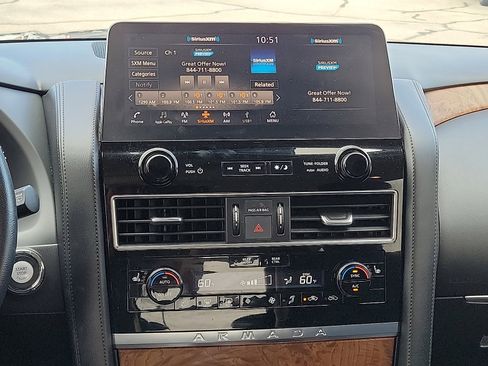 Used 2024 Nissan Armada SL image 10