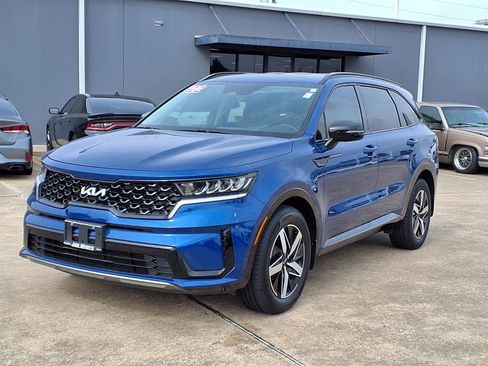 Used 2022 Kia Sorento S FWD image 3