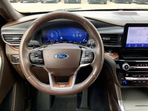 Certified 2021 Ford Explorer King Ranch image 6