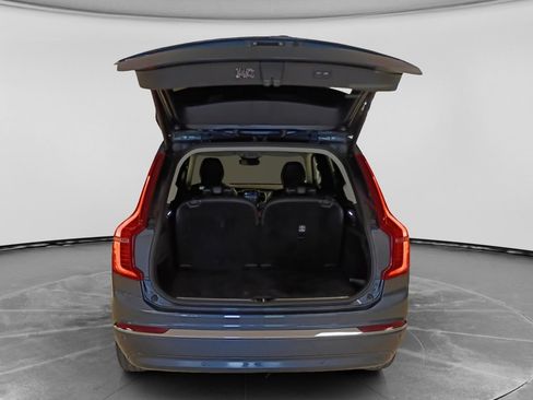 Used 2023 Volvo XC90 T8 Plus AWD/4WD image 7