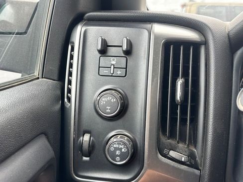 Used 2017 Chevrolet Silverado 1500 LT w/ All Star Edition AWD/4WD image 23