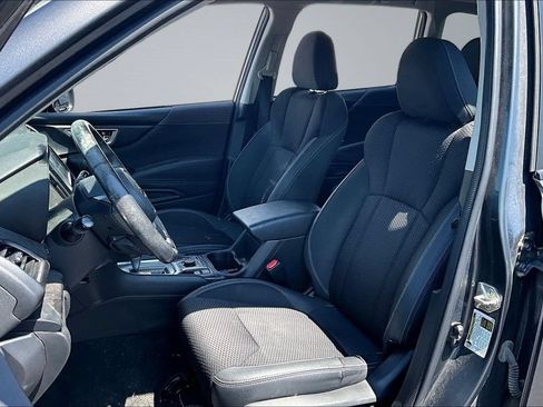 Used 2021 Subaru Forester Premium AWD/4WD image 17