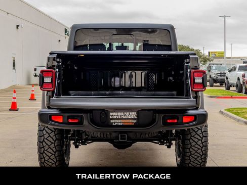 Used 2023 Jeep Gladiator Rubicon w/ LED Lighting Group image 9