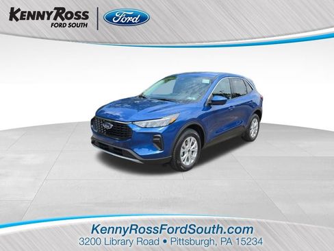 Certified 2023 Ford Escape Active w/ Tech Pack #2 AWD/4WD image 1