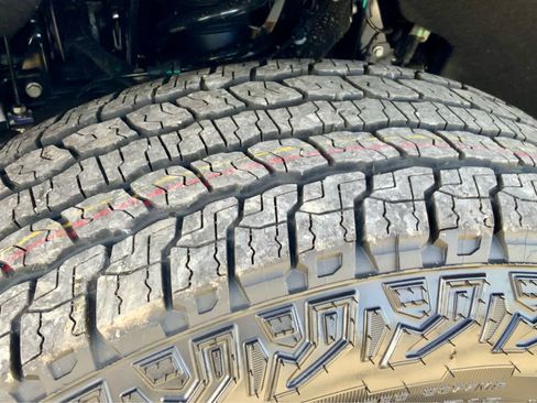 New 2026 GMC Canyon Elevation image 24