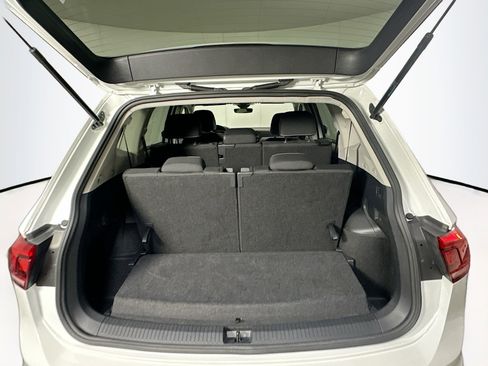 Used 2024 Volkswagen Tiguan S image 28