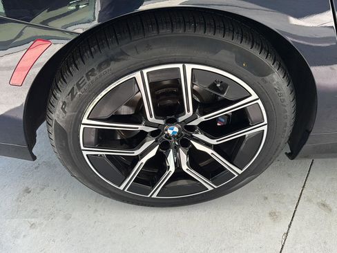 Certified 2023 BMW 740i w/ Parking Assistance Package image 31