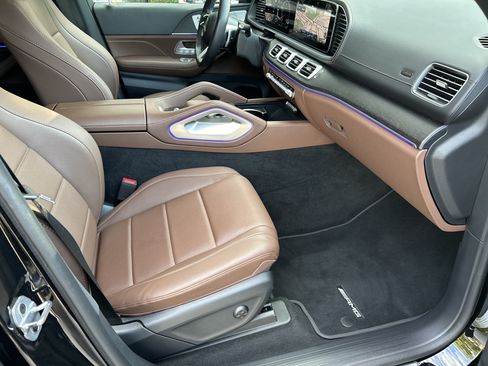 Certified 2024 Mercedes-Benz GLS 450 4MATIC image 53