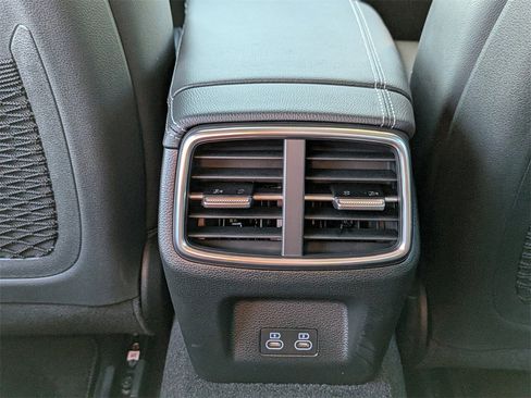 New 2026 Genesis G70 2.5T image 27