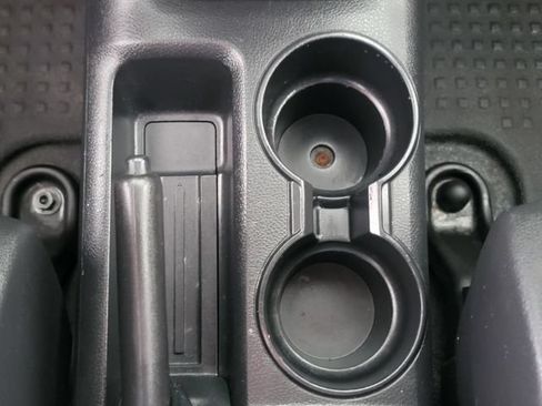 Used 2021 Nissan NV200 S FWD image 23