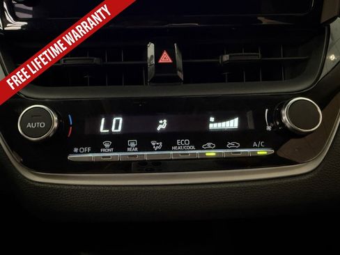 Used 2023 Toyota Corolla LE FWD image 32